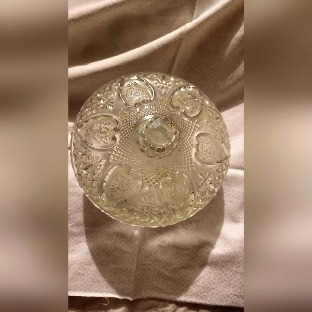 Beautiful vintage nucut glass covered candy dish with hearts